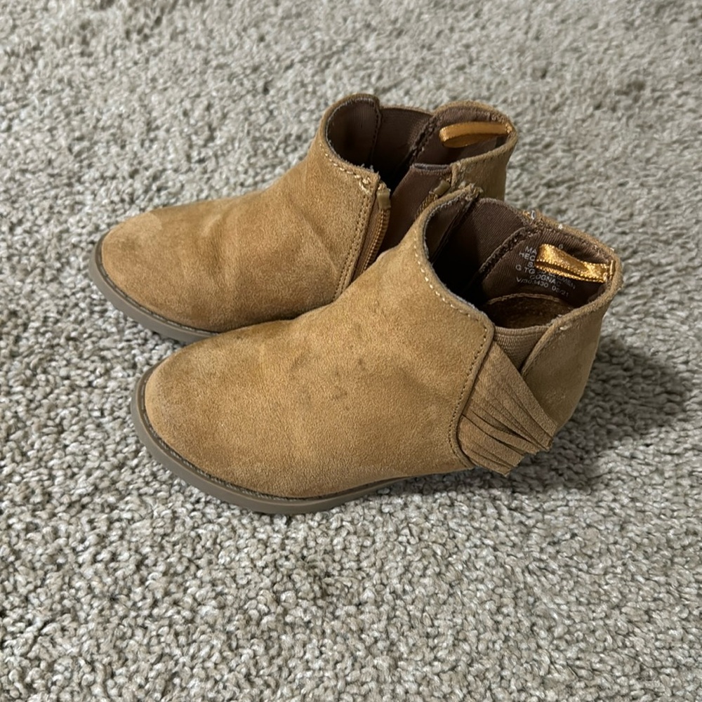 Toddler size 6 fall booties